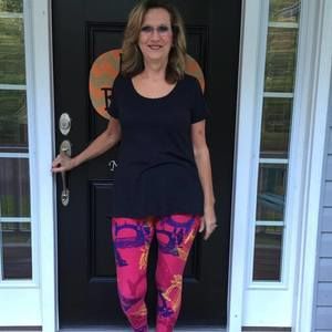 Meet your Posher, Joanie